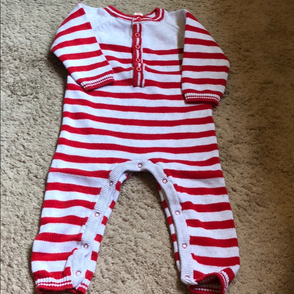 Cat & jack size 12 red white